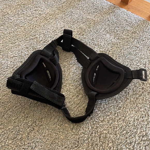 Wrestling Brute Ear Guard, O/S - Picture 2 of 3